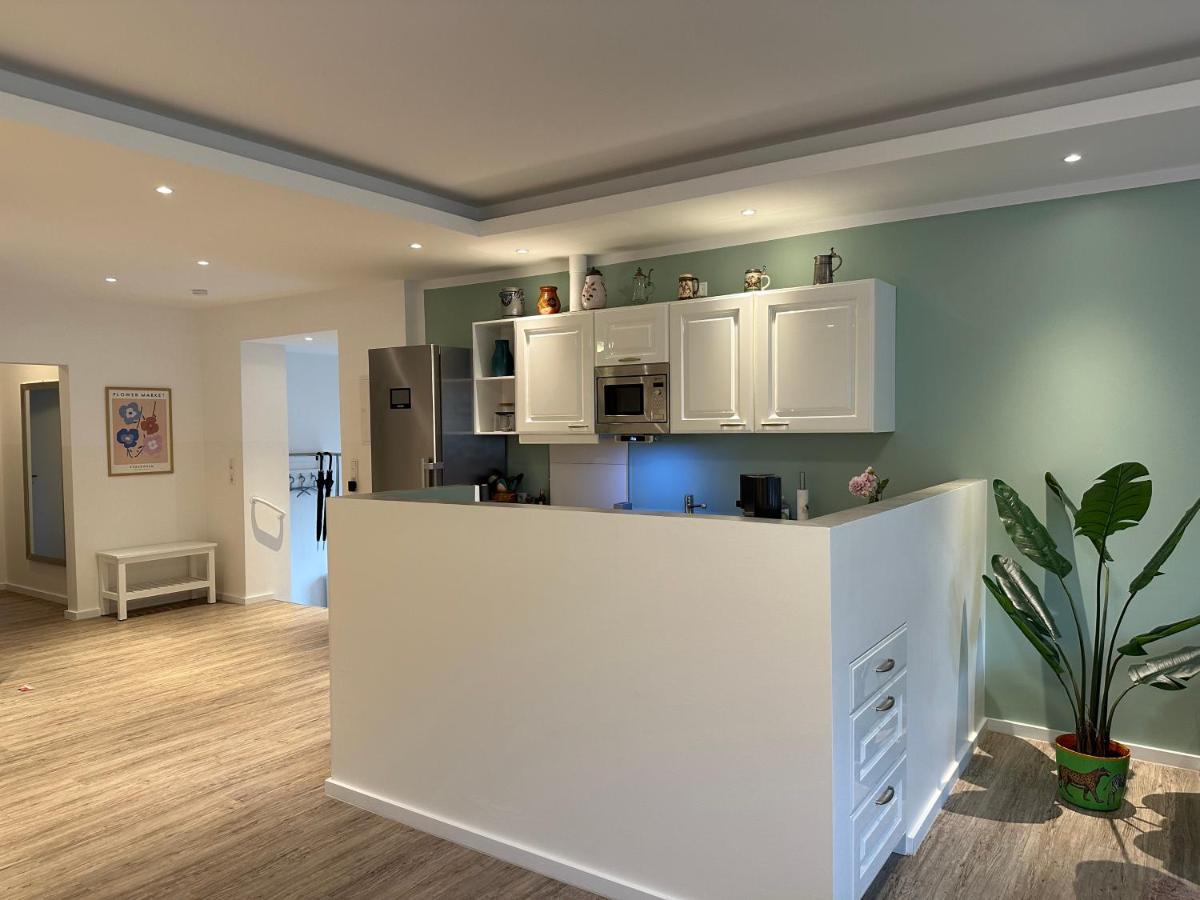 Am Kleinen Muehlenteich - Zentrale Ruhige Lage Mit Parkplatz Und Fahrraedern Apartment Flensburg Luaran gambar